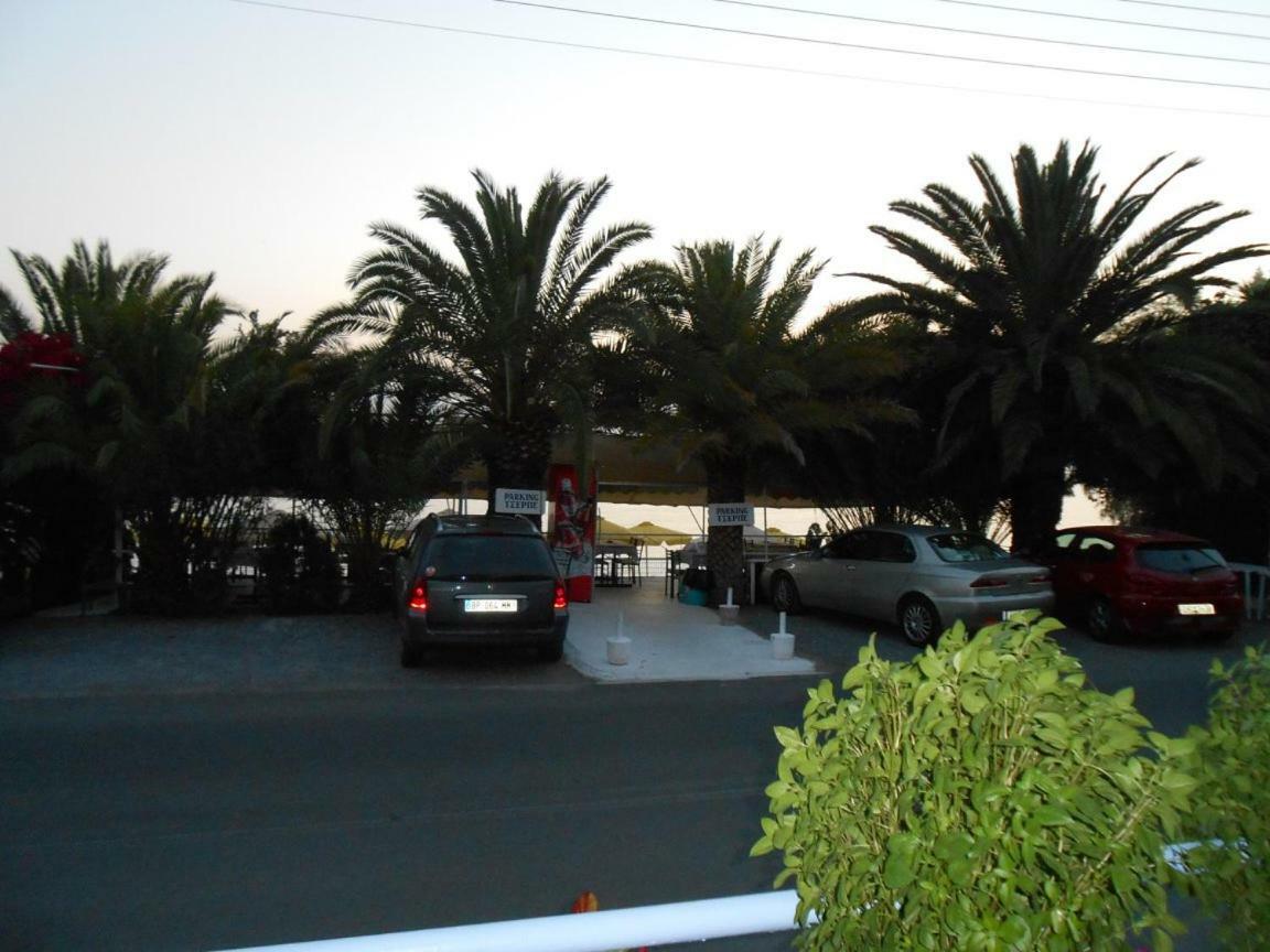 Horizon Aktaion Aparthotel Kalamata Exterior photo