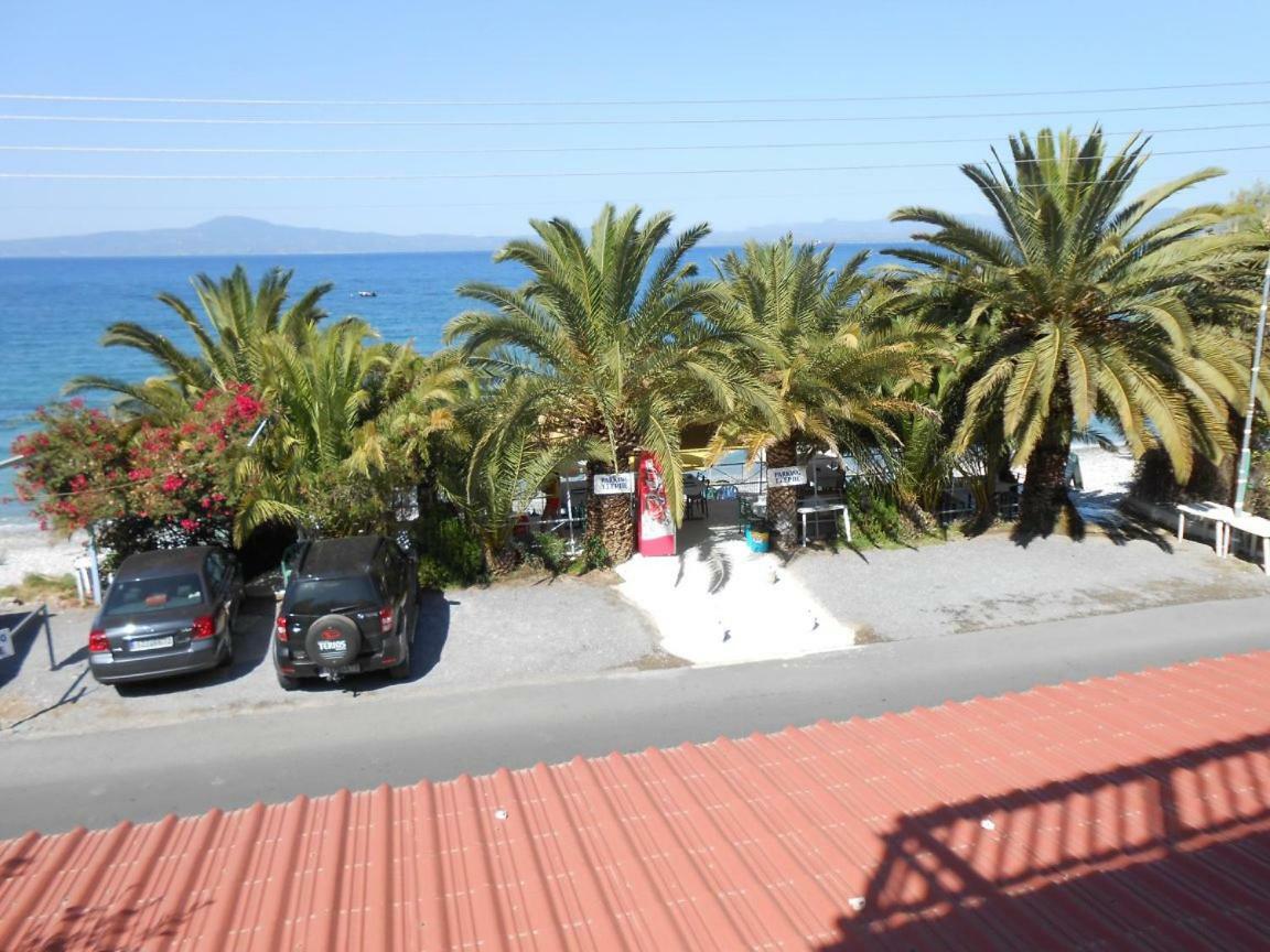 Horizon Aktaion Aparthotel Kalamata Exterior photo